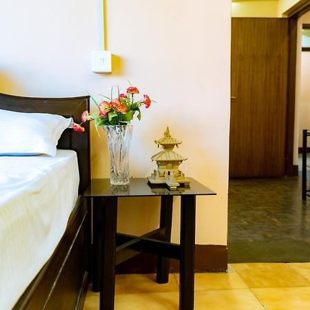 Kbb Hotel And Apartments Hosted By Hostmandu ラリトプル エクステリア 写真