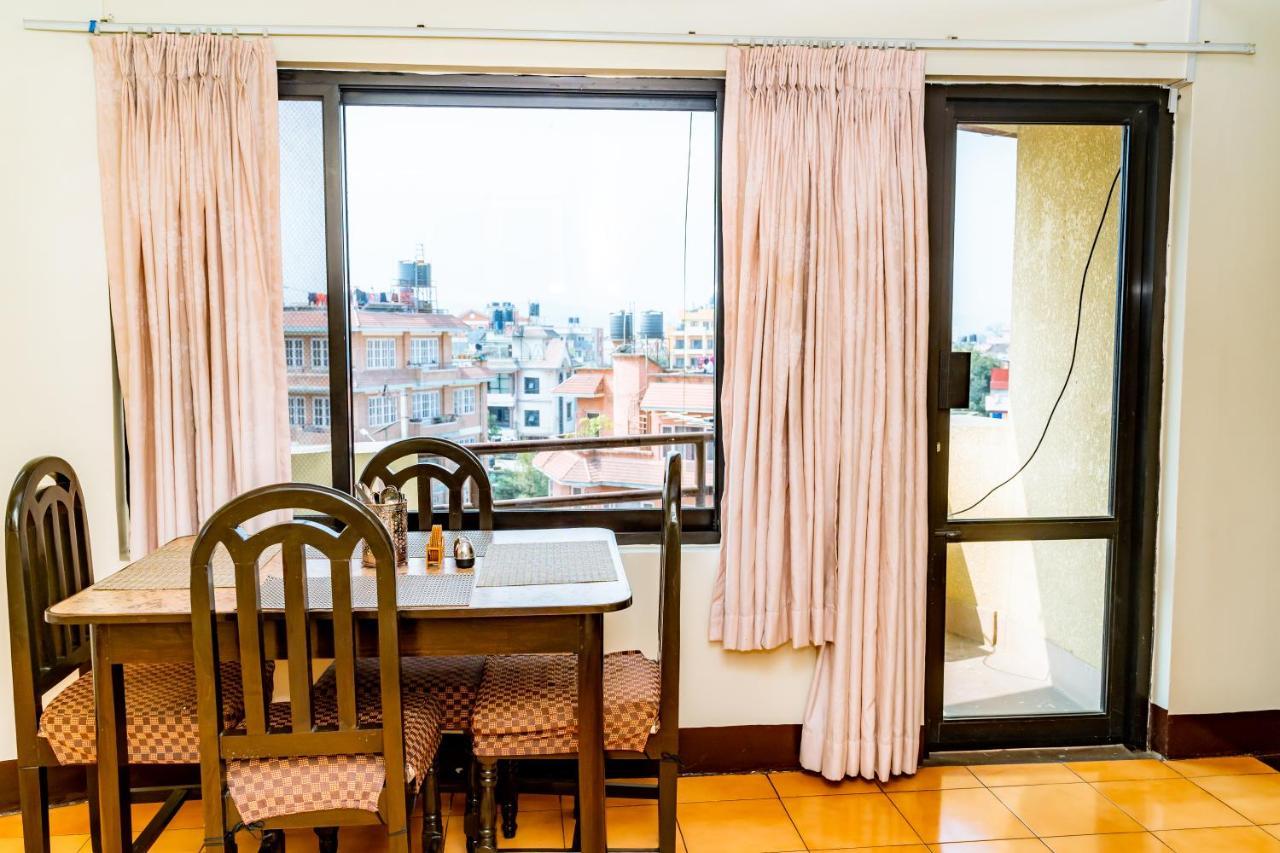 Kbb Hotel And Apartments Hosted By Hostmandu ラリトプル エクステリア 写真