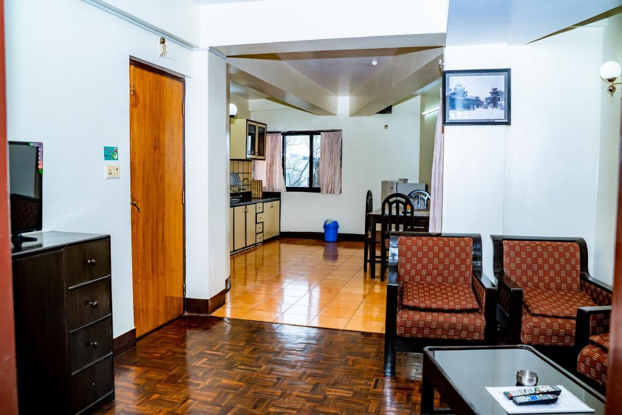Kbb Hotel And Apartments Hosted By Hostmandu ラリトプル エクステリア 写真
