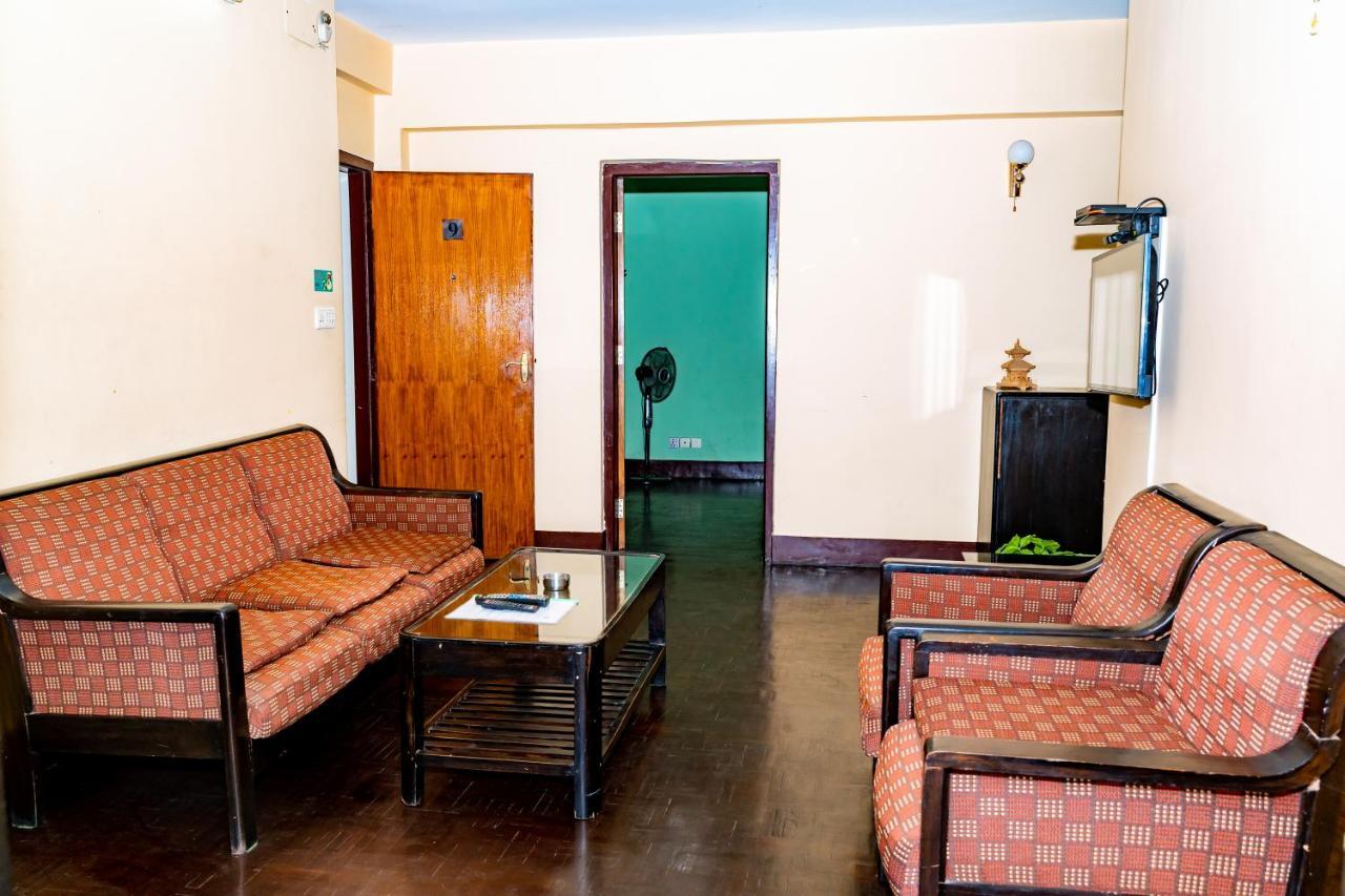 Kbb Hotel And Apartments Hosted By Hostmandu ラリトプル エクステリア 写真